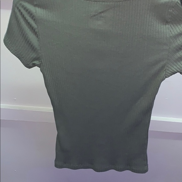 t-shirt - Picture 4 of 4